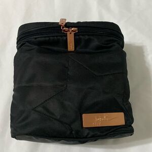 JUJUBE Black Insulated Bottle Bag/Lunch Bag in Like New Condition.